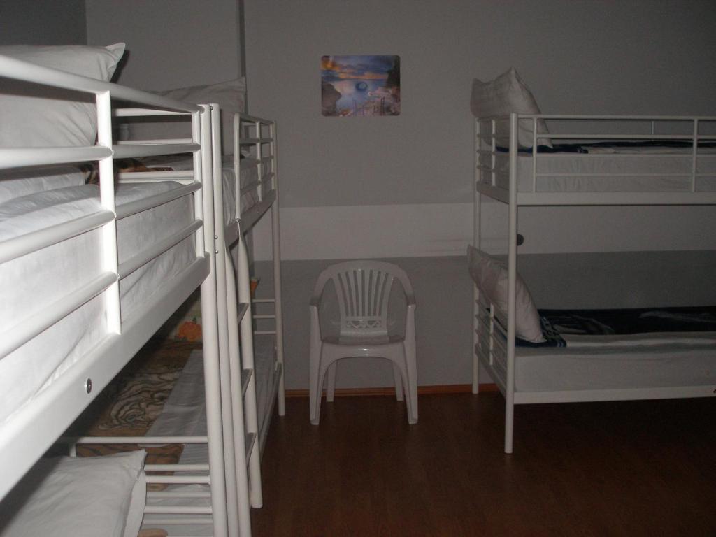 Kretan Hostel Bucharest Room photo